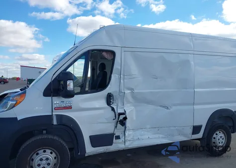 2019 Ram Promaster 2500 High Roof 136 Wb из США, поврежденный, VIN 3C6TRVCG1KE539219